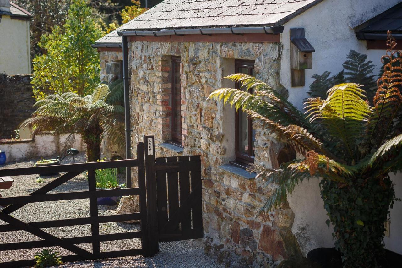 The Snug At Cornish Barn Holidays トルーロー エクステリア 写真